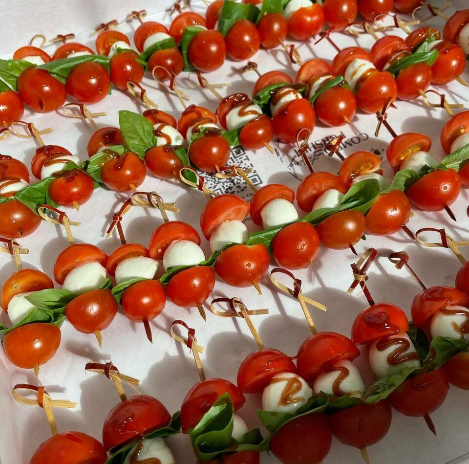 Канапе капрезе Канапе капрезе