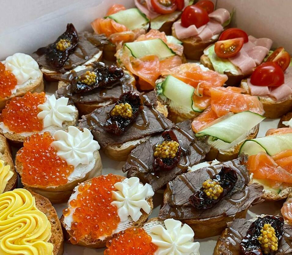 Комбо "Кростини с красной икрой" Комбо "Кростини с красной икрой"