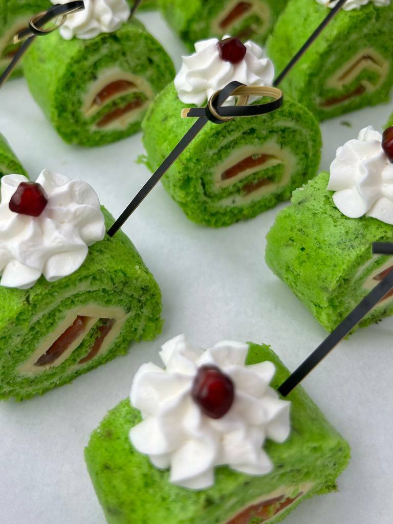 Шпинатные рулетики 20 шт 